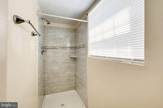 33 BANNINGTON DR, Upper Marlboro, MD 20774
