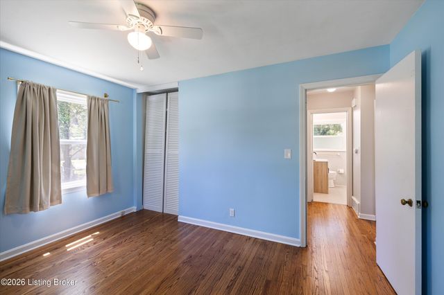 3732 Glenmeade Rd, Louisville, KY 40218