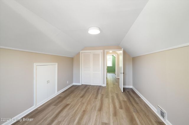 3732 Glenmeade Rd, Louisville, KY 40218