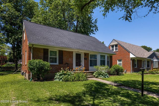 3732 Glenmeade Rd, Louisville, KY 40218
