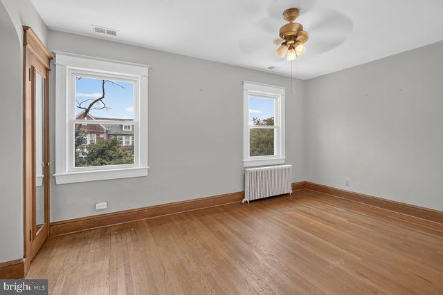 2416 39TH ST NW, Washington, DC 20007