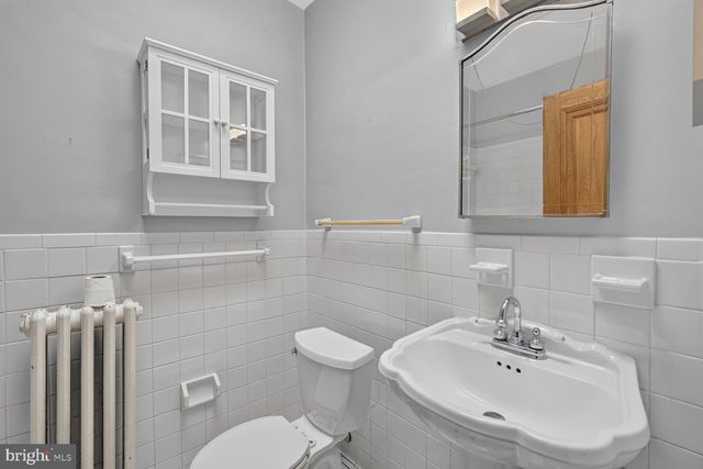 2416 39TH ST NW, Washington, DC 20007