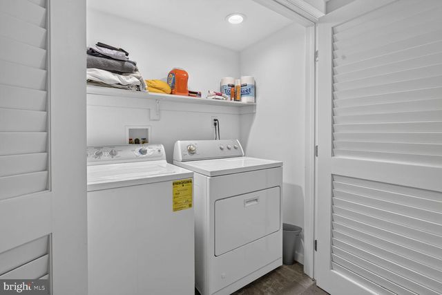 2416 39TH ST NW, Washington, DC 20007