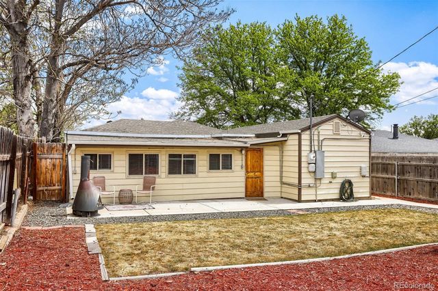 4929 Vallejo Street, Denver, CO 80221