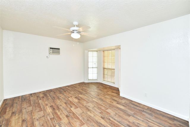 10214 Trade Winds Drive, Houston, TX 77086