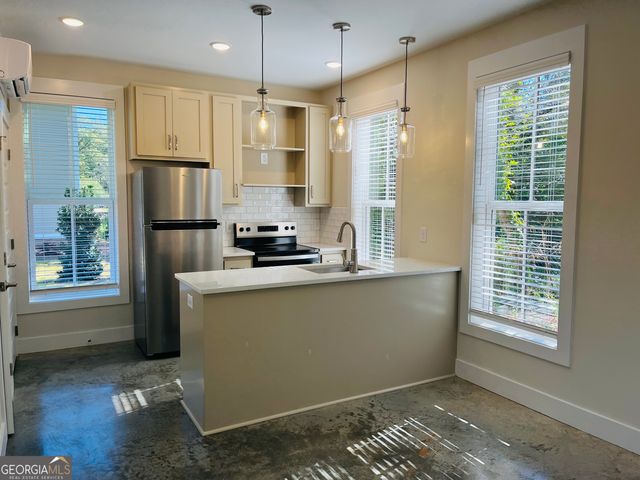 100 Gardenia Lane 100 B, Lagrange, GA 30240