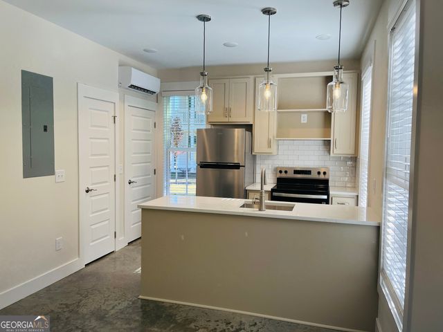 100 Gardenia Lane 100 B, Lagrange, GA 30240