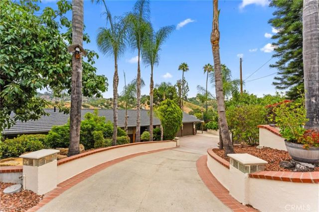 1916 Tumin Road, La Habra Heights, CA 90631