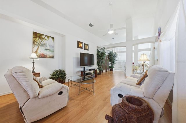 1752 CHALLENGER AVENUE, Davenport, FL 33897