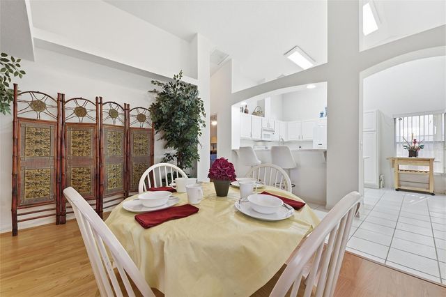 1752 CHALLENGER AVENUE, Davenport, FL 33897