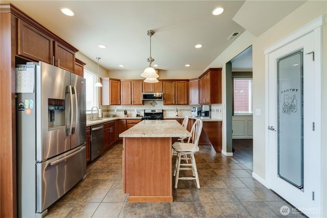 1444 Bedstone Drive SE, Olympia, WA 98513