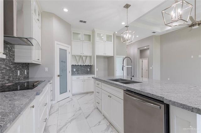 3013 Brentwood Street, Edinburg, TX 78539