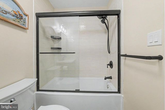 814 ARAGO ST, Egg Harbor City, NJ 08215