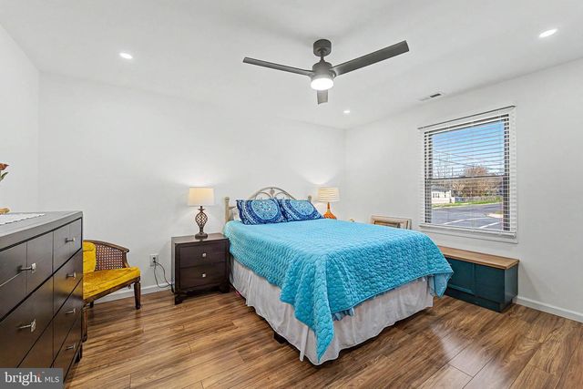 814 ARAGO ST, Egg Harbor City, NJ 08215