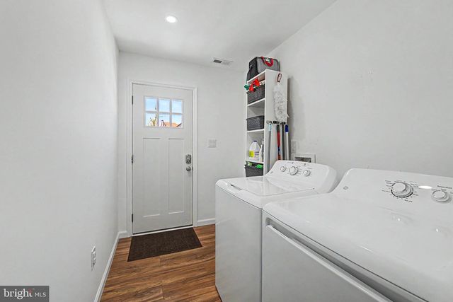 814 ARAGO ST, Egg Harbor City, NJ 08215