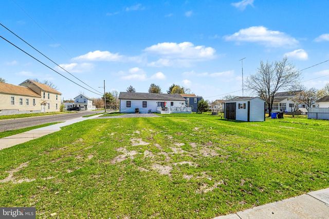 814 ARAGO ST, Egg Harbor City, NJ 08215