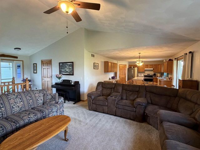 N4194 Country Club Drive, Brodhead, WI 53520