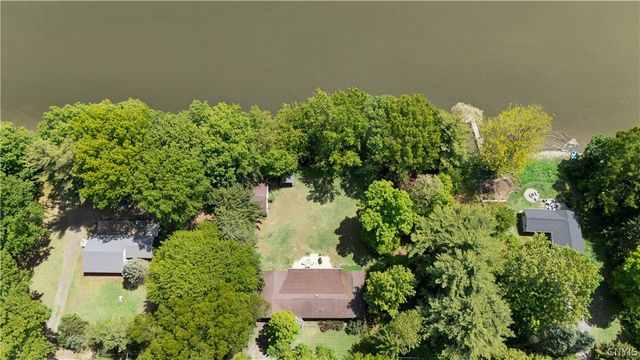 6 Snogles Lane, Lysander, NY 13027