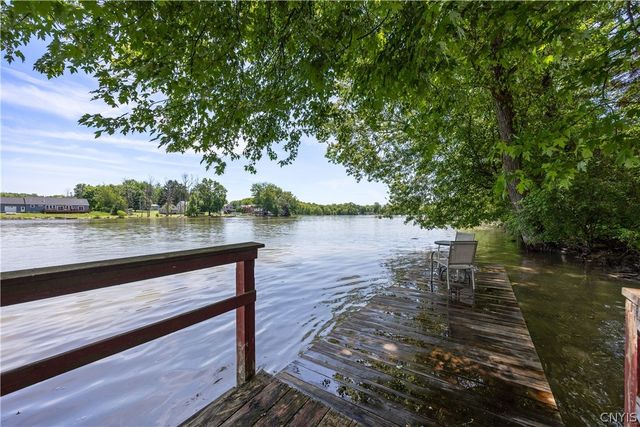 6 Snogles Lane, Lysander, NY 13027