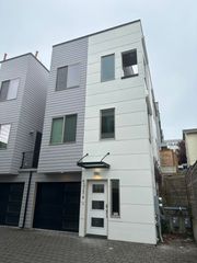 4325 Whitman Avenue N #B, Seattle, WA 98103