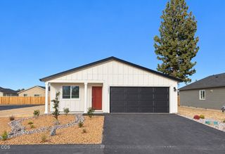 16652 Memorial Lane, La Pine, OR 97739