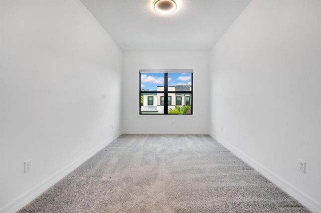 8358 NW 7th Place, Plantation, FL 33324