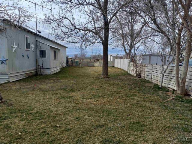 3805 Pioneer Park Ln 21, Homedale, ID 83628