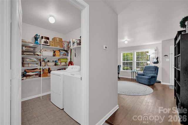 211 Wolf Creek Lane, Statesville, NC 28625