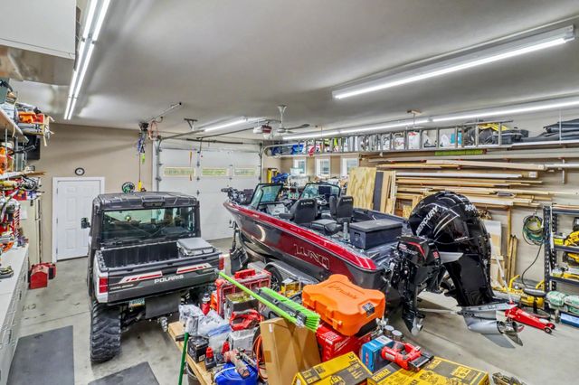 7013 Maple Lane, Horace, ND 58047