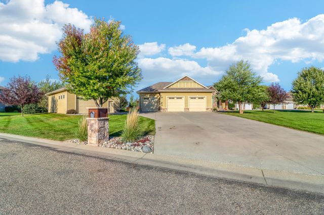 7013 Maple Lane, Horace, ND 58047
