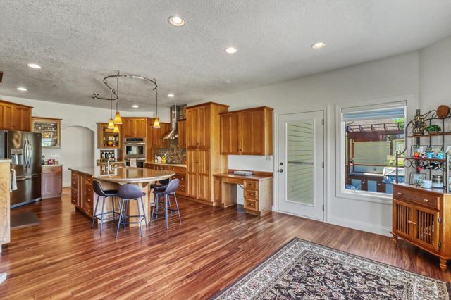 7013 Maple Lane, Horace, ND 58047