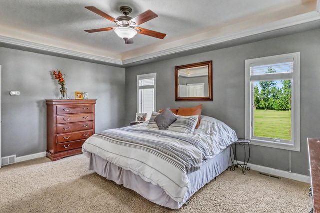 7013 Maple Lane, Horace, ND 58047