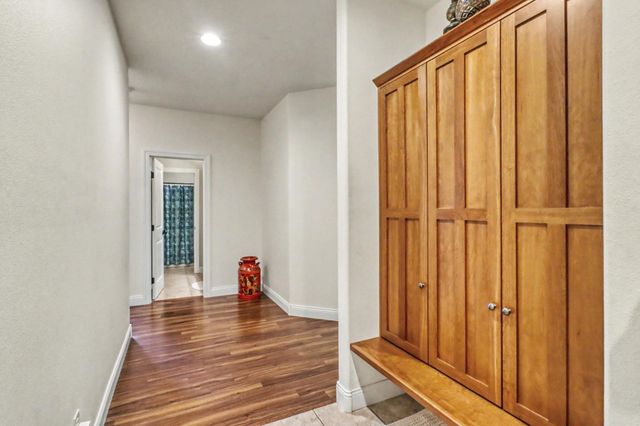 7013 Maple Lane, Horace, ND 58047