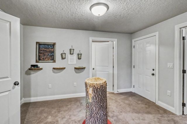 7013 Maple Lane, Horace, ND 58047