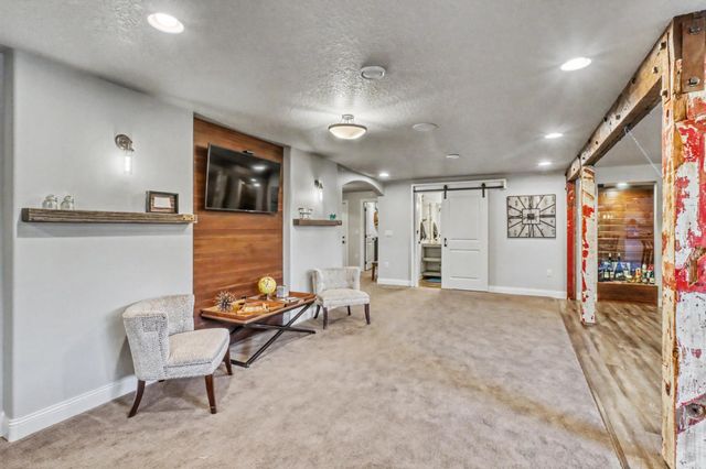 7013 Maple Lane, Horace, ND 58047