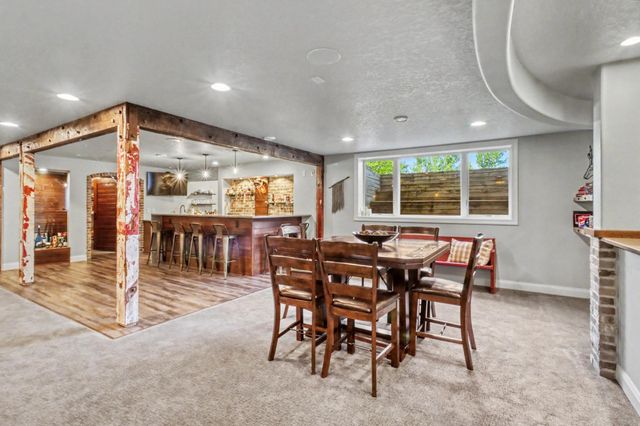 7013 Maple Lane, Horace, ND 58047