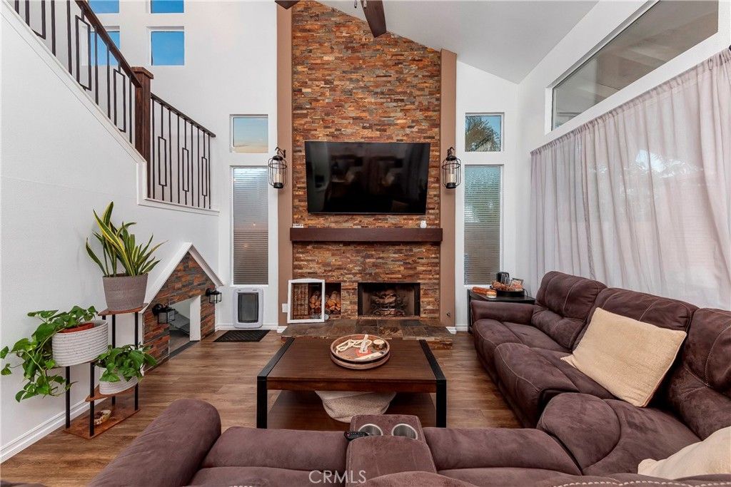 Image 12 of property listing at 28630 Oak Valley, Castaic, CA 91384