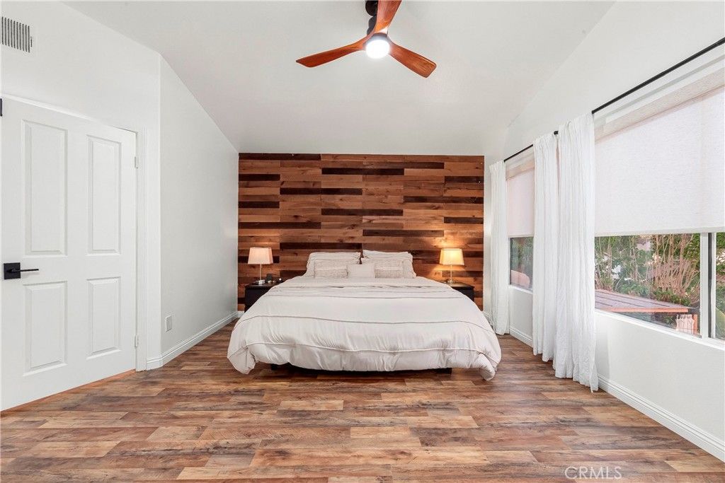 Image 25 of property listing at 28630 Oak Valley, Castaic, CA 91384