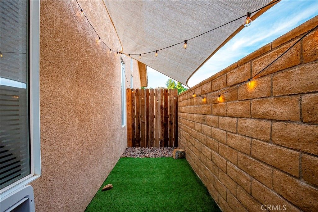 Image 33 of property listing at 28630 Oak Valley, Castaic, CA 91384