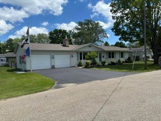 516 Locke Street, East Tawas, MI 48730
