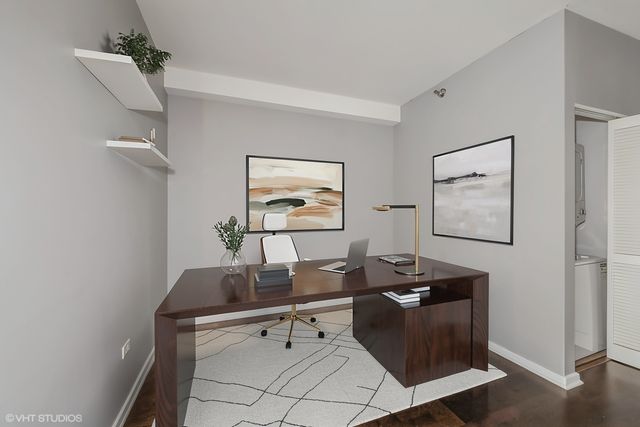 123 S Green Street 604B, Chicago, IL 60607