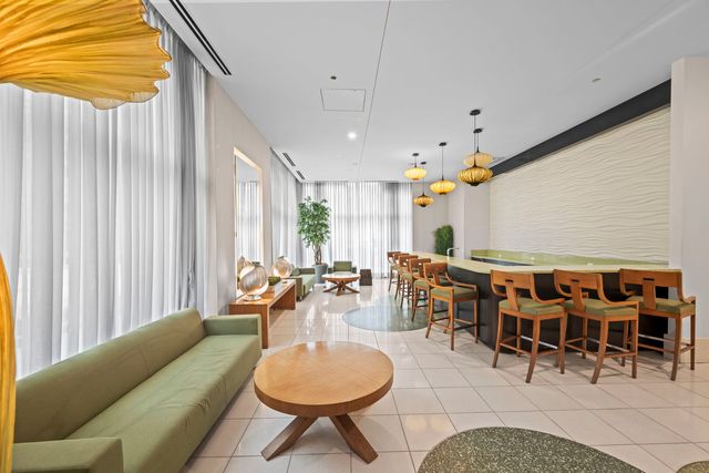 123 S Green Street 604B, Chicago, IL 60607