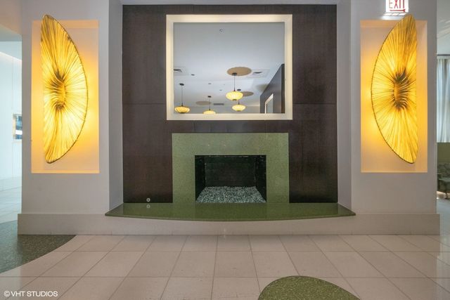 123 S Green Street 604B, Chicago, IL 60607