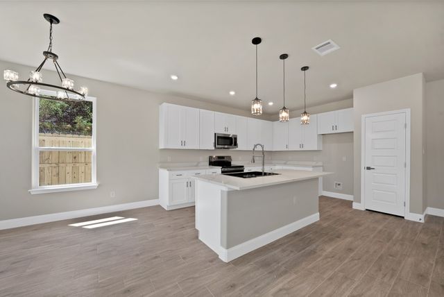 2513 Austin Court, Granbury, TX 76048