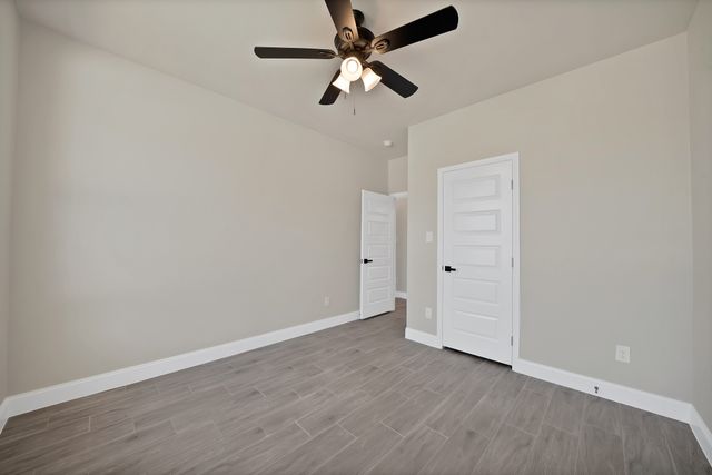 2513 Austin Court, Granbury, TX 76048