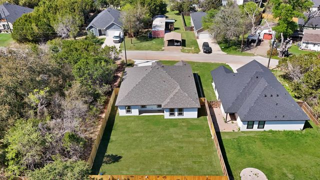 2513 Austin Court, Granbury, TX 76048