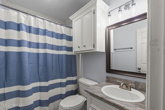 110 Oak Grove Drive, Brandon, MS 39047