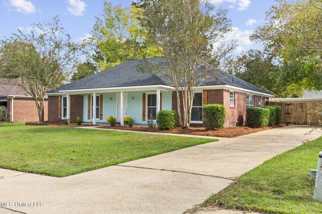 110 Oak Grove Drive, Brandon, MS 39047