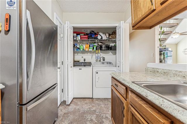 852 Masters TRL, Newport News, VA 23602