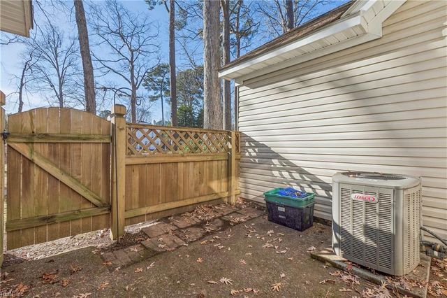 852 Masters TRL, Newport News, VA 23602